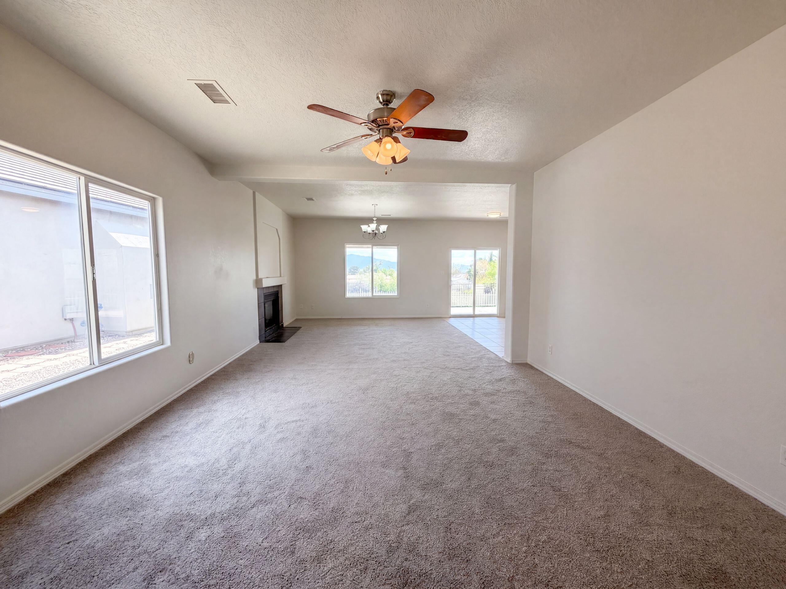 696 Troon Drive Southeast Rio Rancho, NM 87124 - Photo 3 of 23 Gallery Image 3