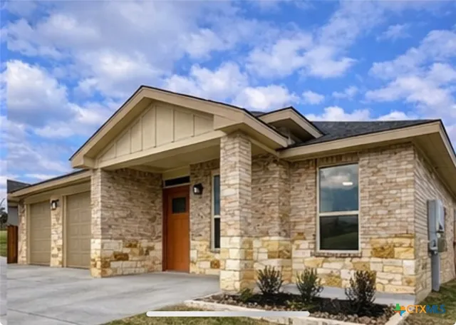 $399,999 | 202 Adley Avenue, Copperas Cove, TX 76522