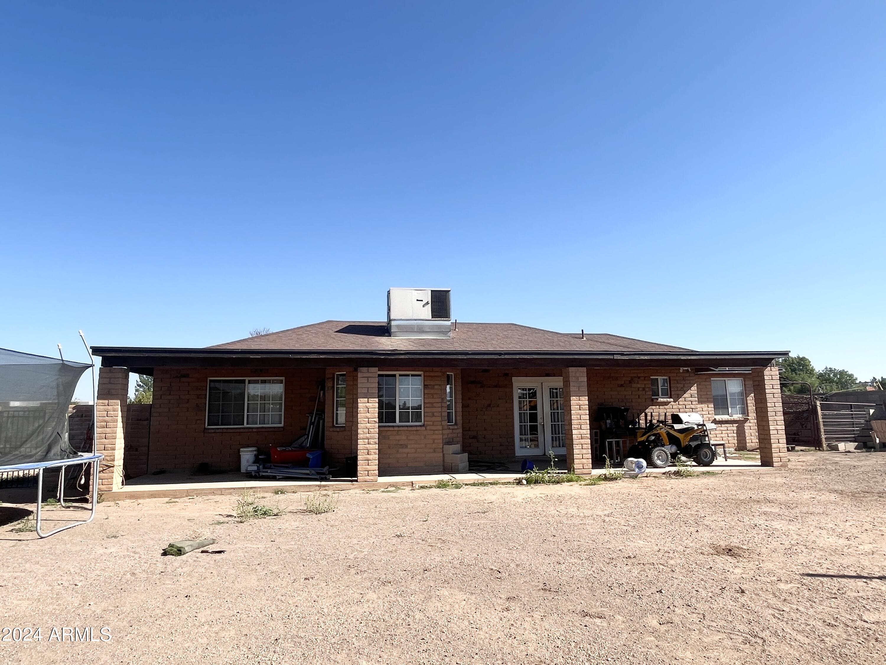 2277 East 20th Street Douglas, AZ 85607 - Photo 27 of 42 back porch