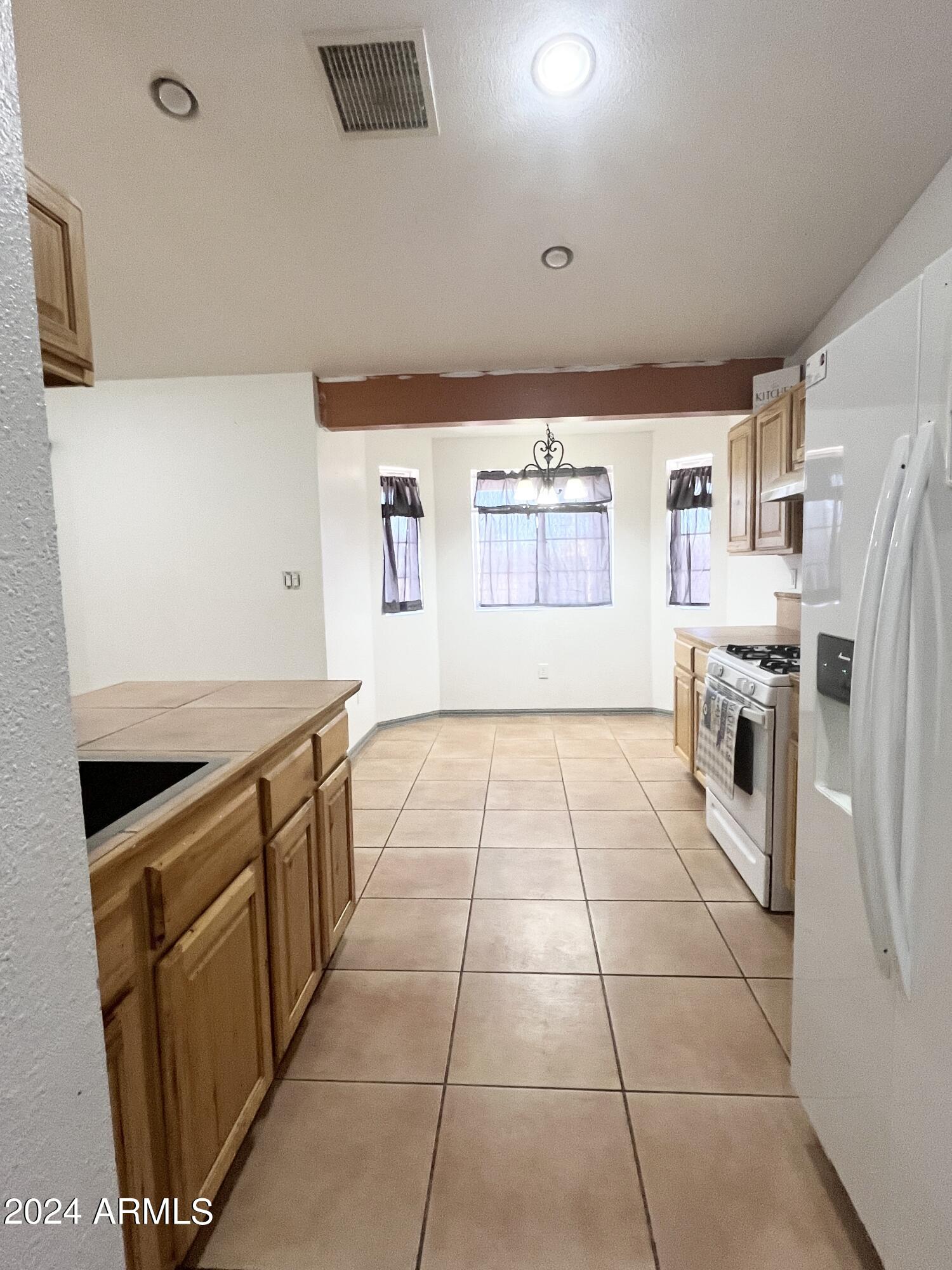 2277 East 20th Street Douglas, AZ 85607 - Photo 8 of 42 kitchen