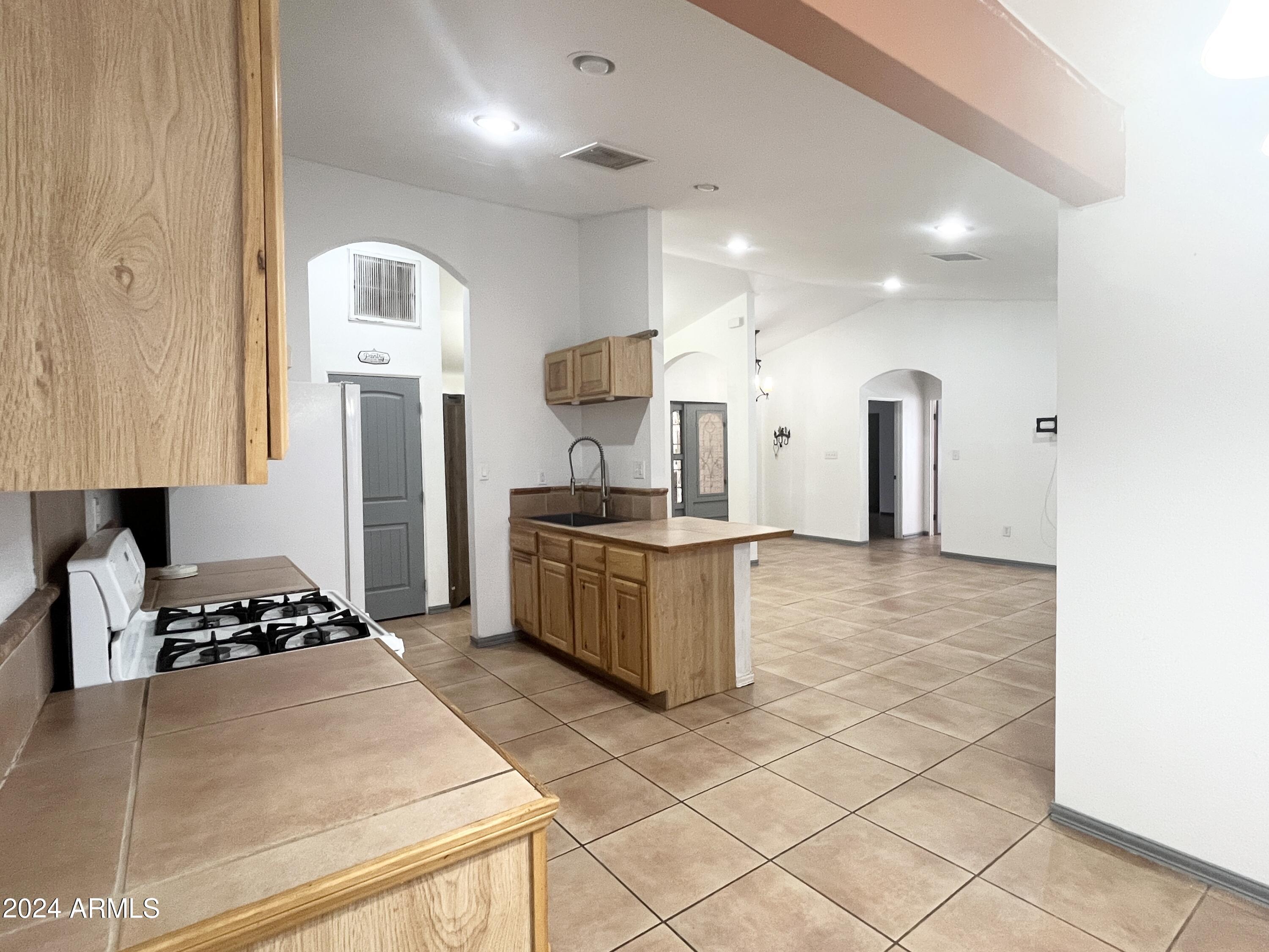 2277 East 20th Street Douglas, AZ 85607 - Photo 9 of 42 kitchen