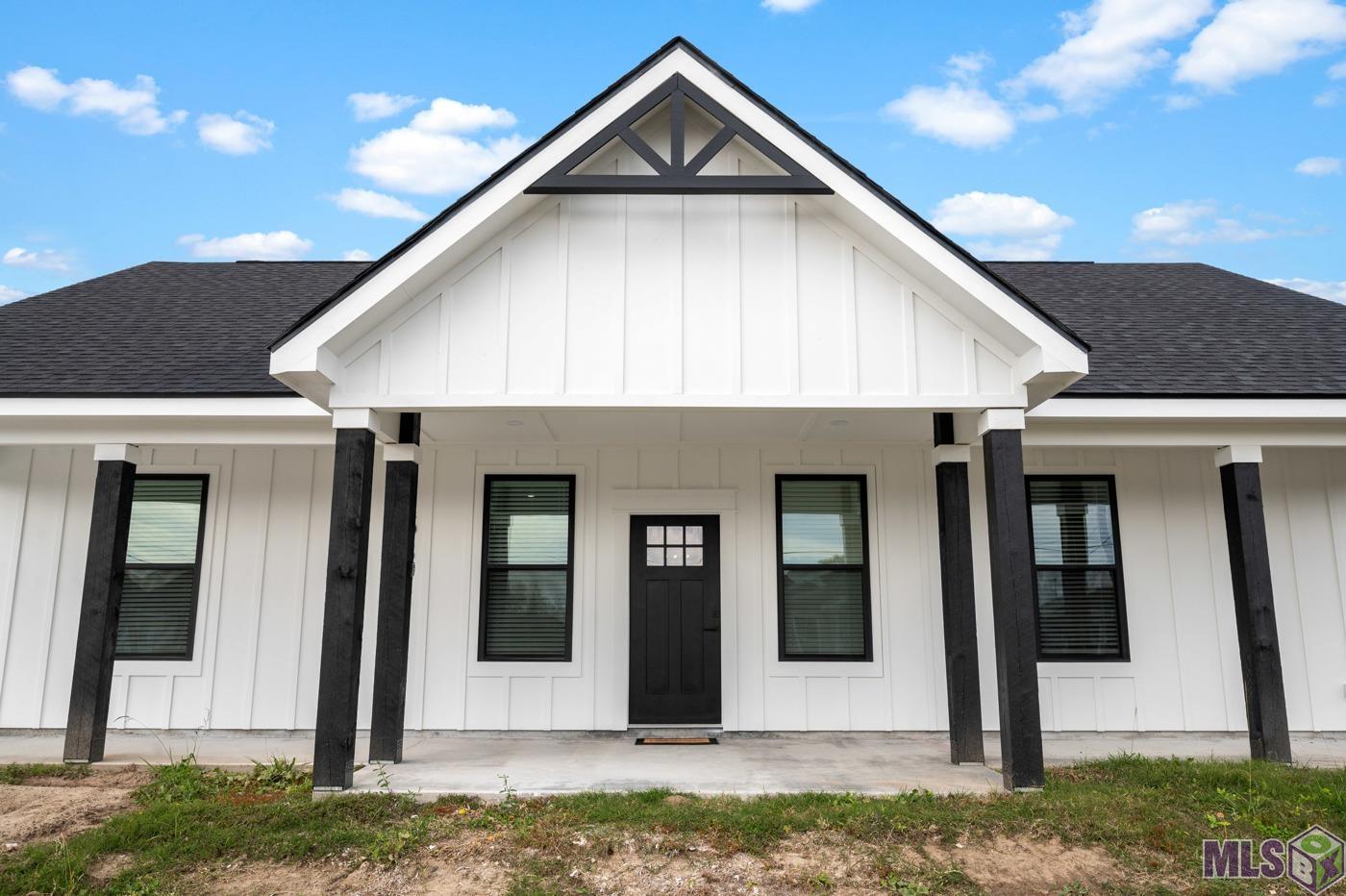 153 Ranchland Trace Lockport, LA 70374 - Photo 3 of 24 Gallery Image 3