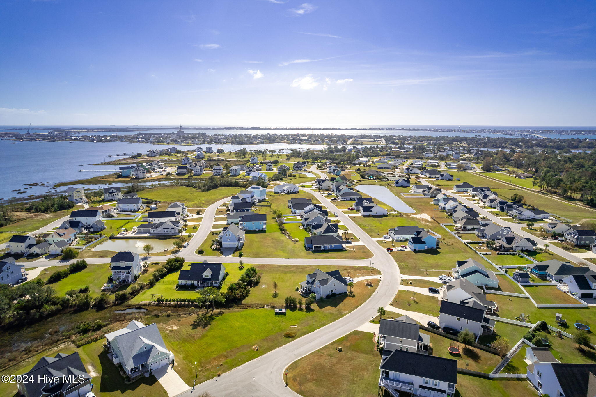 1602 Mainsail Road Morehead City, NC 28557 - Photo 20 of 32 Mariners Pointe lot