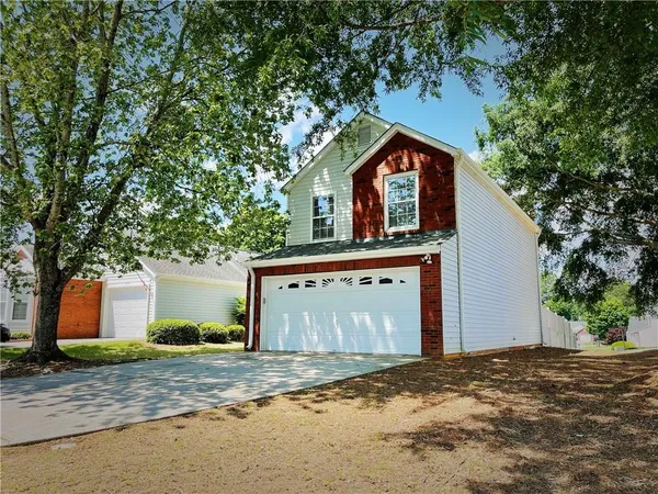 $2,200 | 2715 Barnwood Crossing Northwest, Duluth, GA 30097