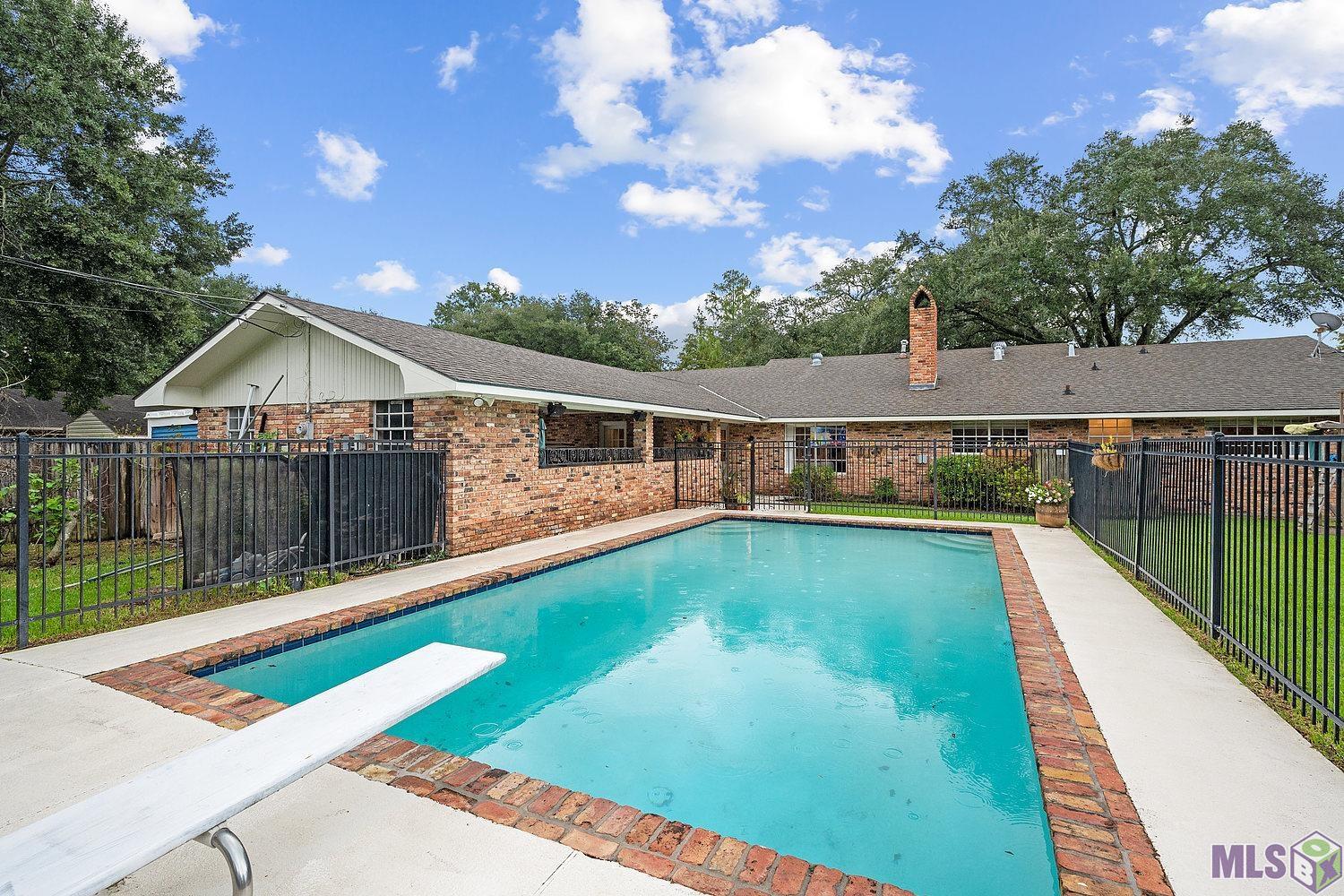 2053 Tamarix Street Baton Rouge, LA 70808 - Photo 17 of 18 Gallery Image 17