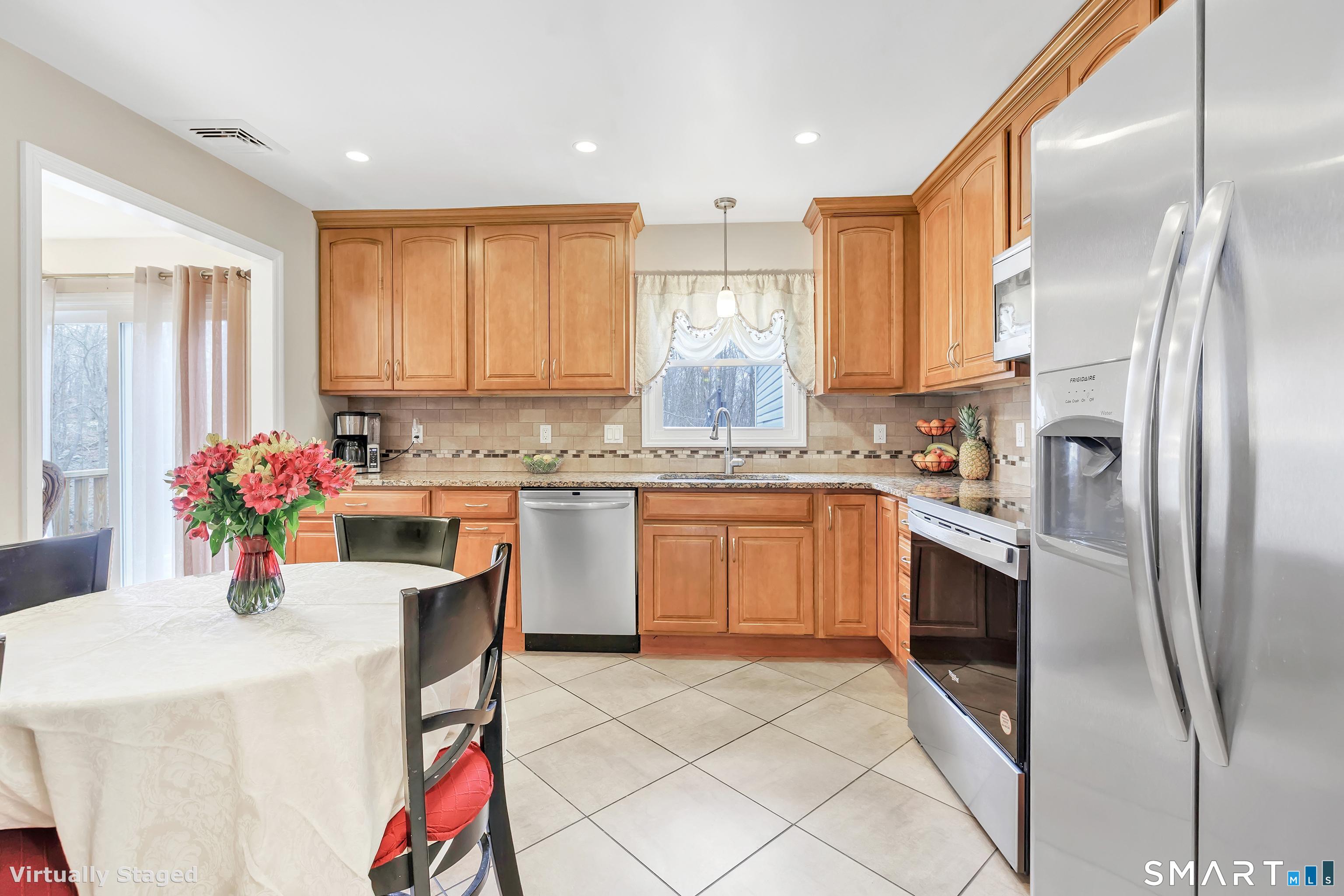 7 3 Partners Road Danbury, CT 06811 - Photo 8 of 36