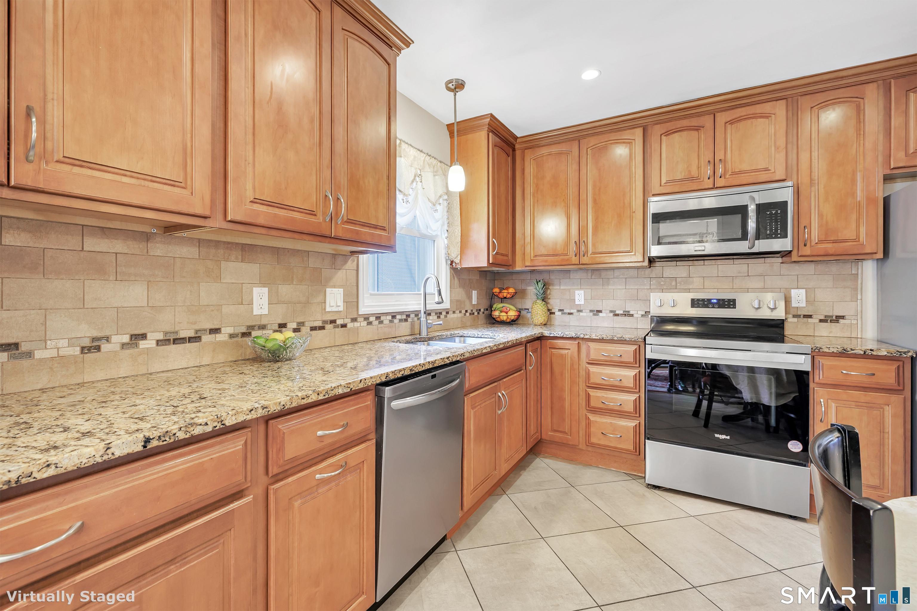 7 3 Partners Road Danbury, CT 06811 - Photo 10 of 36