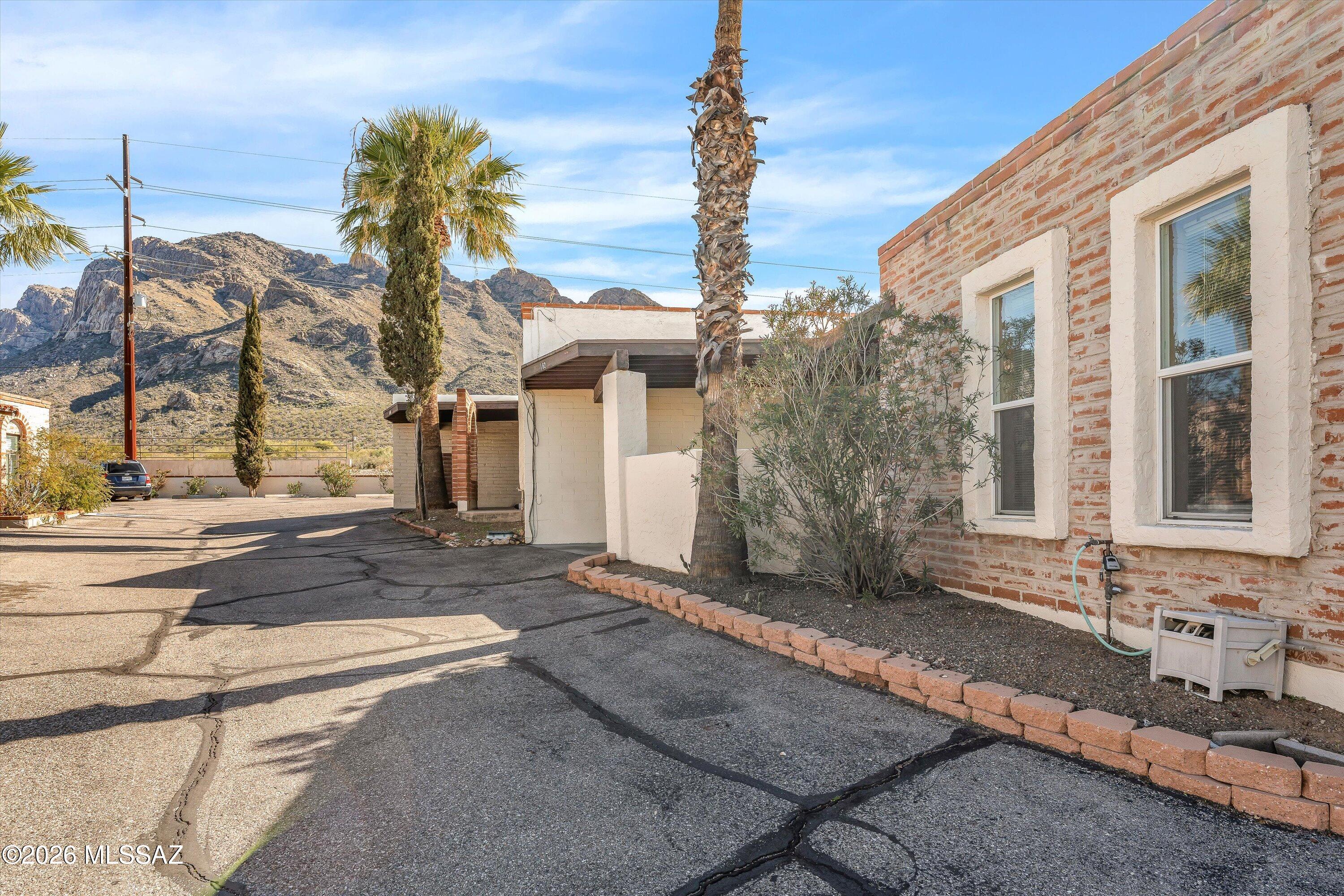 9111 North Oracle Road, Unit 162 Oro Valley, AZ 85704 - Photo 2 of 39
