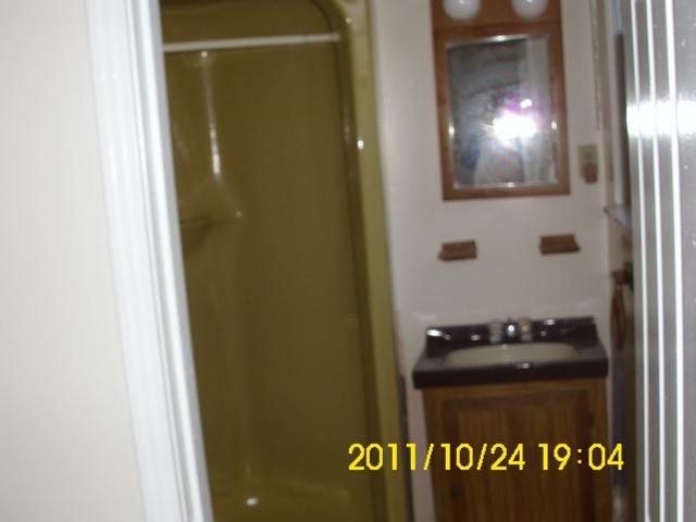 1462 Keesee Road Clarksville, TN 37040 - Photo 15 of 20 Master Bath