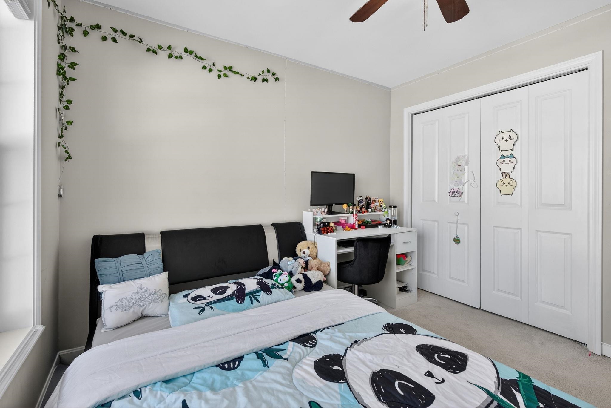 73 King Street Nashua, NH 03060 - Photo 16 of 44