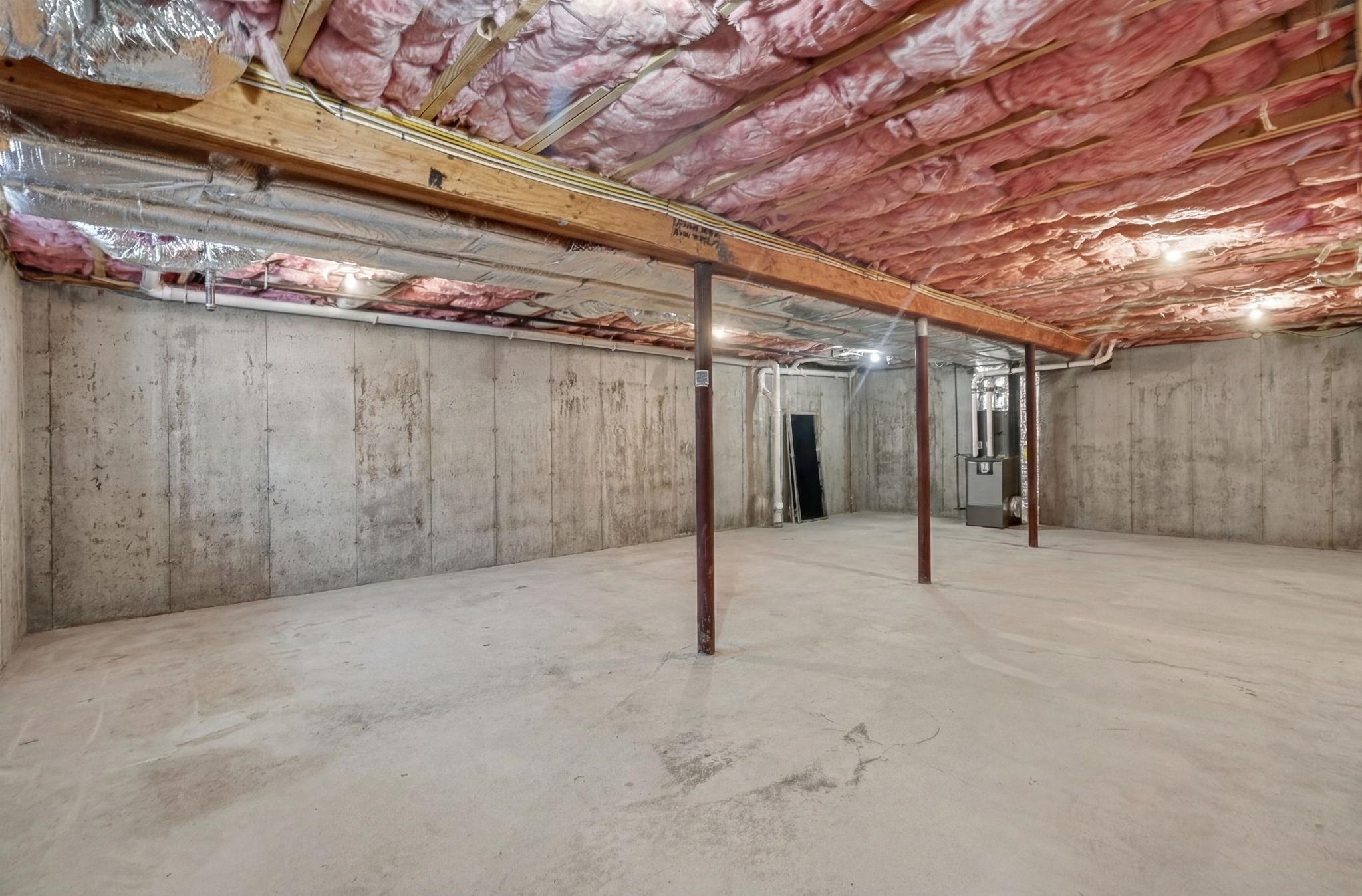 73 King Street Nashua, NH 03060 - Photo 30 of 44