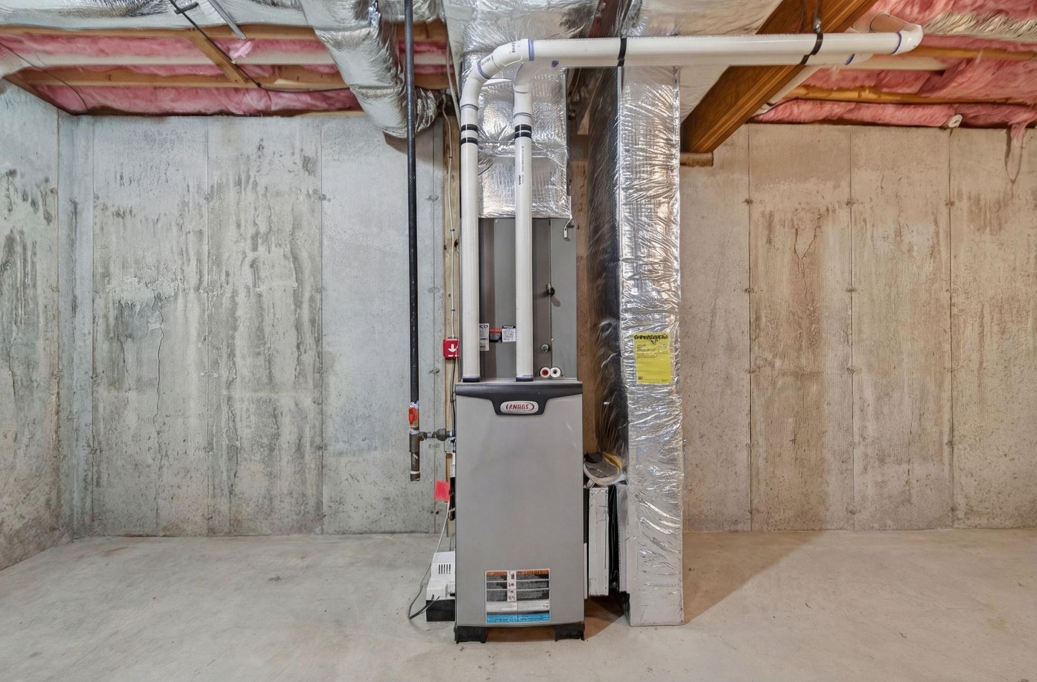 73 King Street Nashua, NH 03060 - Photo 32 of 44