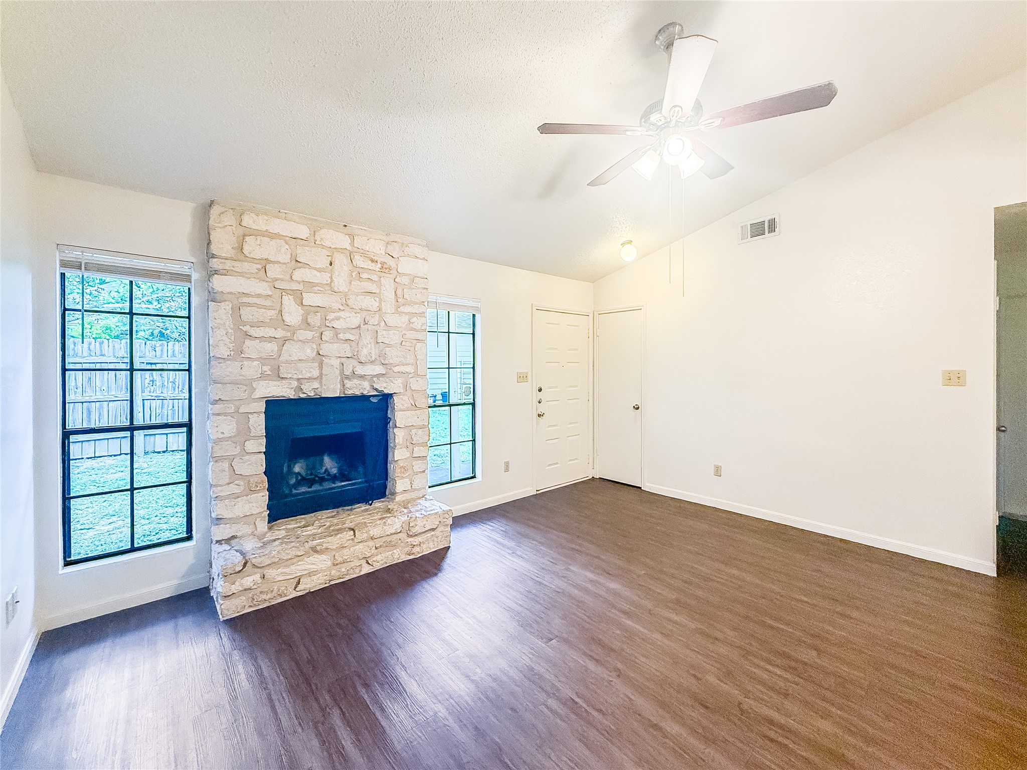 2014 Alex Avenue, Unit B Austin, TX 78728 - Photo 4 of 24 Living Room (Fireplace if present is for aesthetic purposes only, not for fire use.)