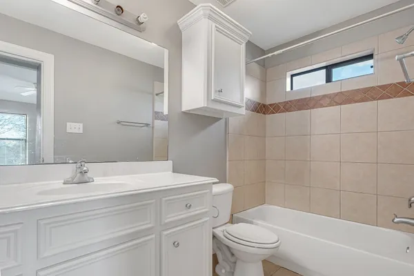 $1,650 | 1802 Eubanks Street, Unit B, Houston, TX 77093