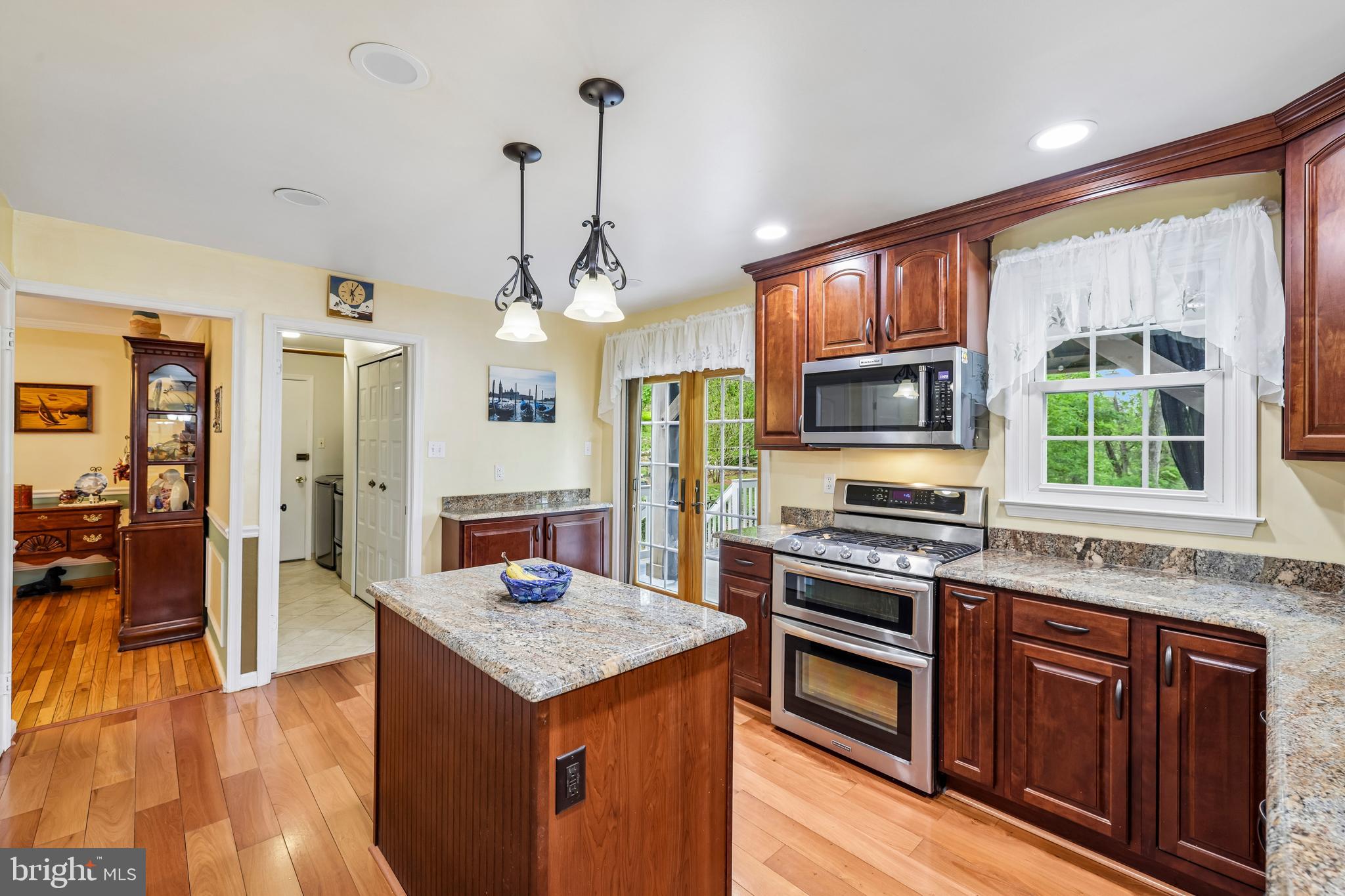 5057 Ten Mills Road Columbia, MD 21044 - Photo 17 of 60 Kitchen