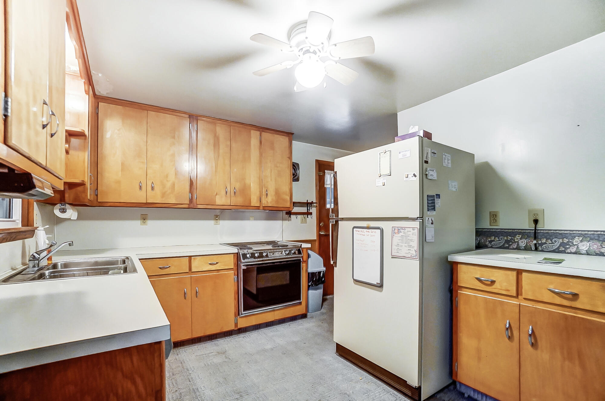 1400 Ronald Road Springfield, OH 45503 - Photo 9 of 44 010