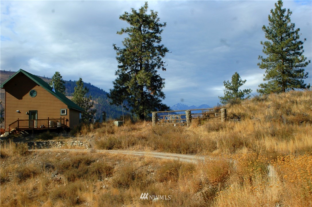 15 Arabian Road Winthrop, WA 98862 - Photo 1 of 25 Gallery Image 1
