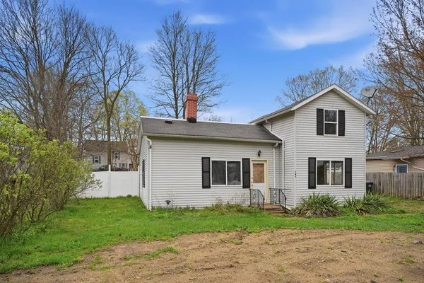 $110,000 | 187 New Street, Galesburg, MI 49053