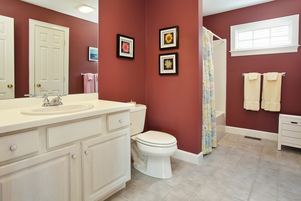 13 Ludlow Road, Unit 13 Quincy, MA 02171 - Photo 11 of 21 Gallery Image 11