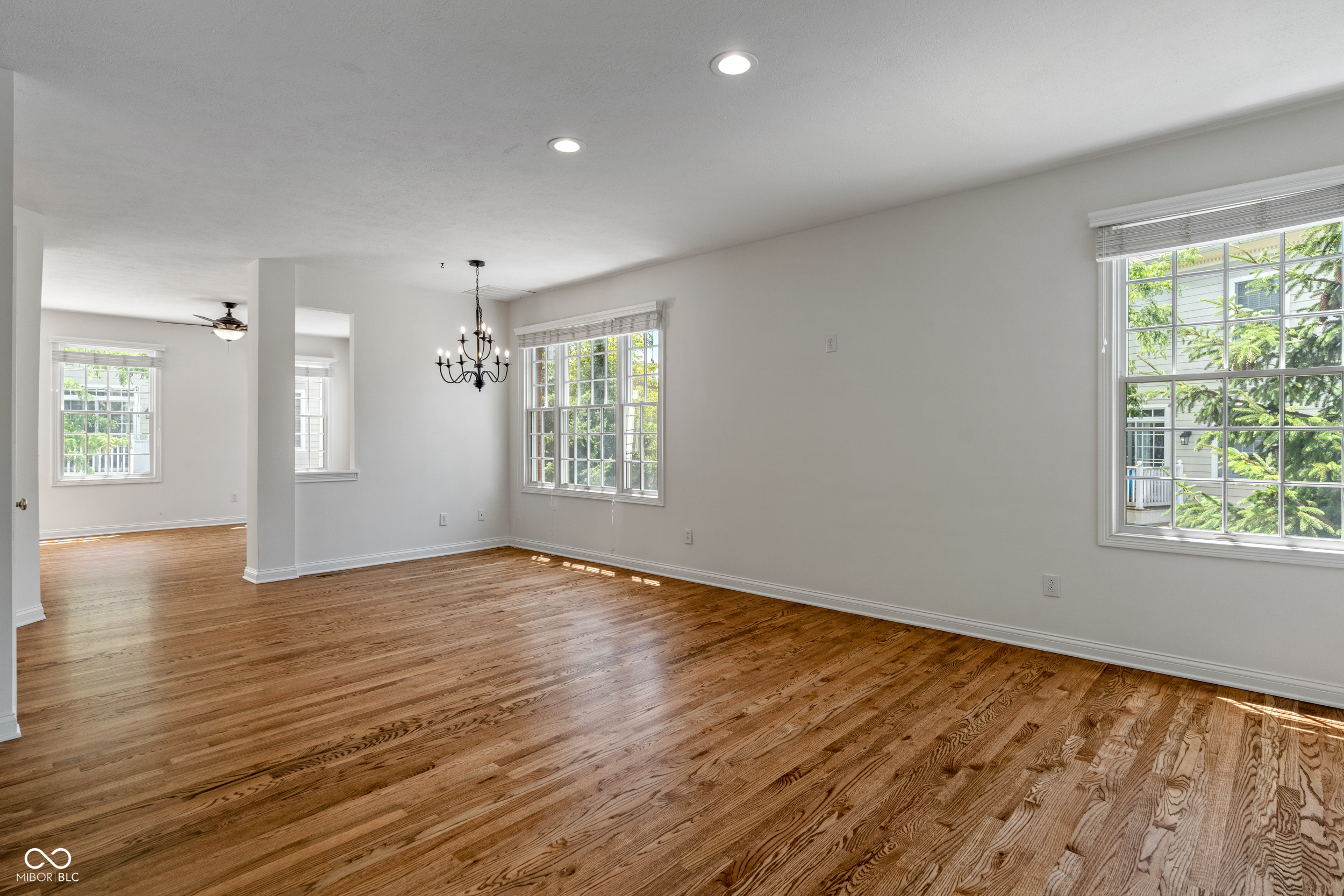 12735 Edgemont Way Carmel, IN 46032 - Photo 16 of 50