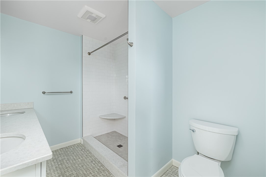 1 Coggeshall Circle Middletown, RI 02842 - Photo 24 of 40 Primary Bathroom