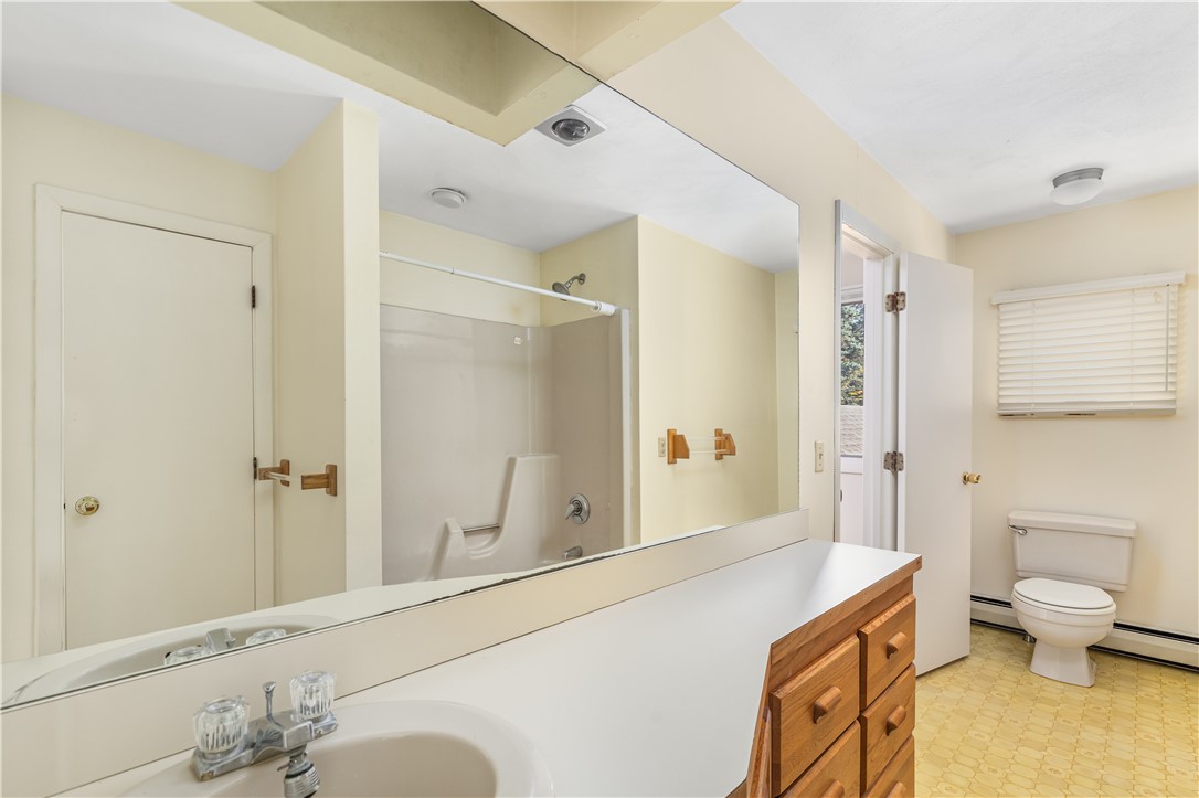 1 Coggeshall Circle Middletown, RI 02842 - Photo 28 of 40 2nd Floor Bathroom