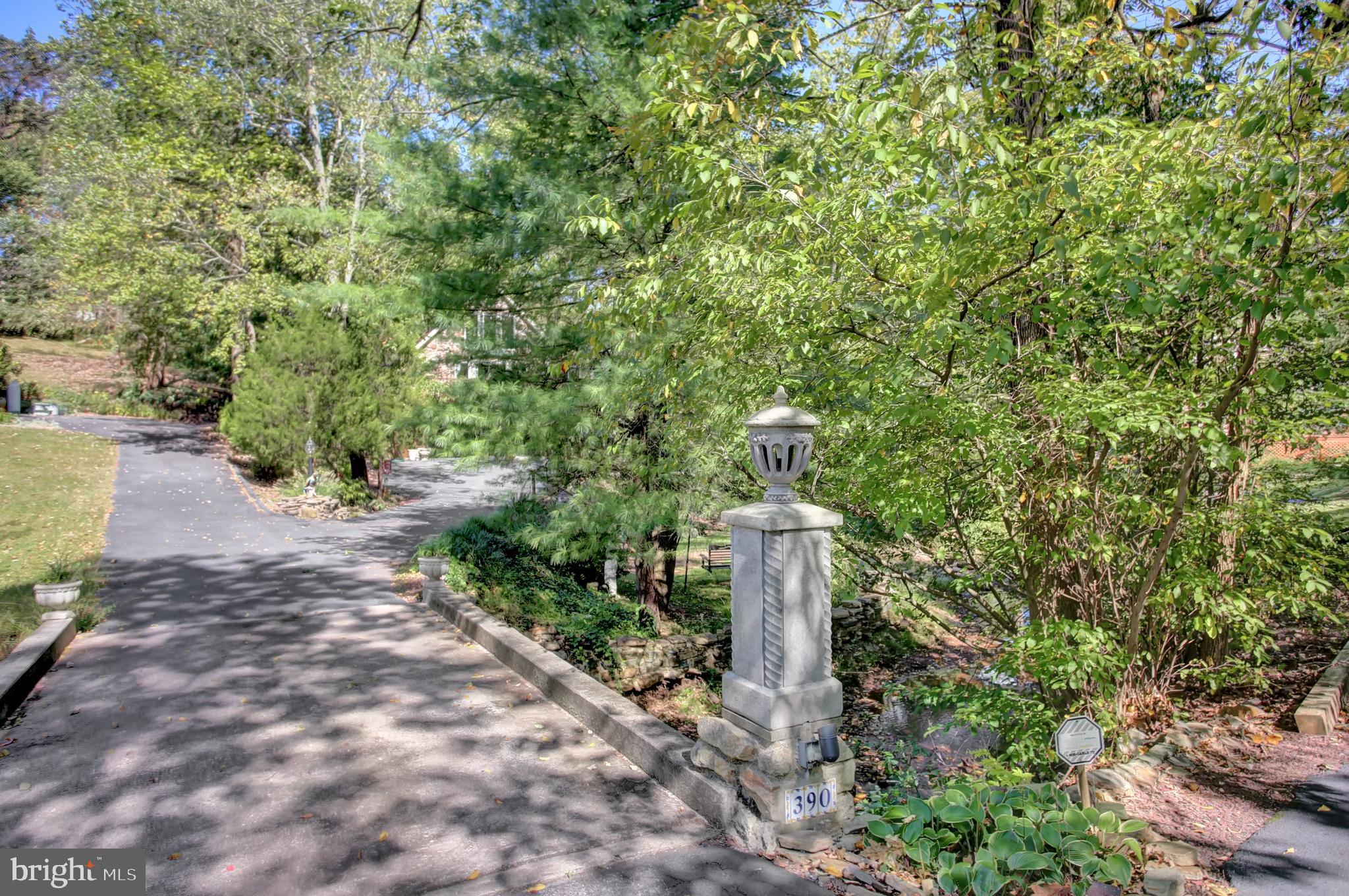 390 Cartref Road Etters, PA 17319 - Photo 12 of 38 Entrance from the road