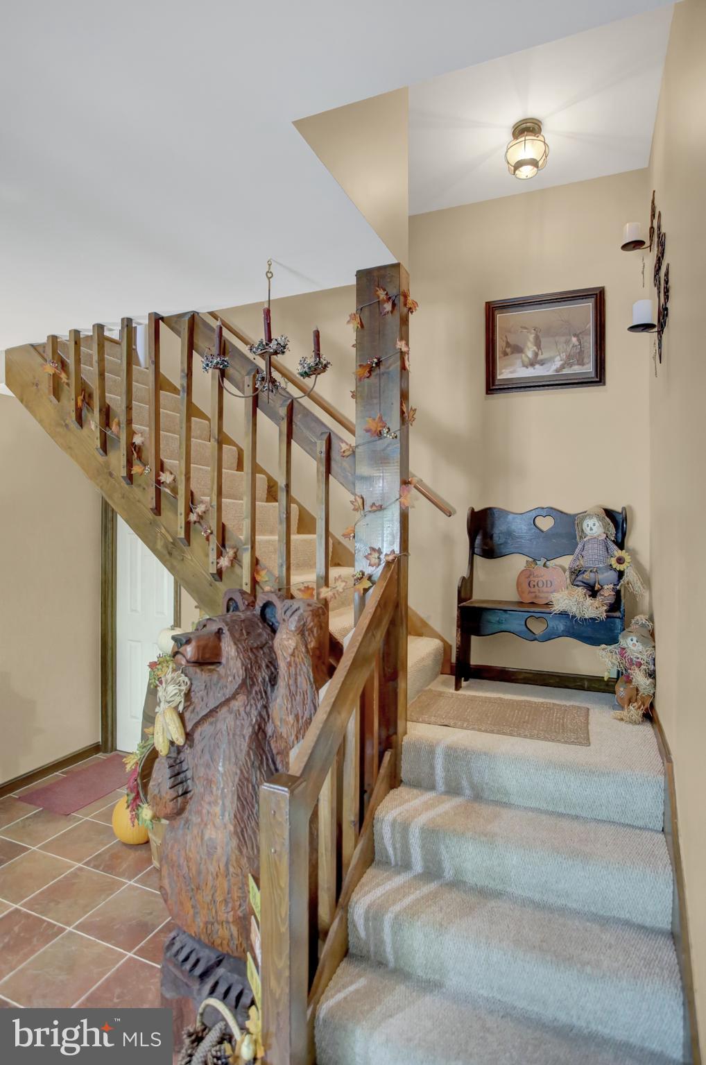 390 Cartref Road Etters, PA 17319 - Photo 20 of 38 Stairs to second level