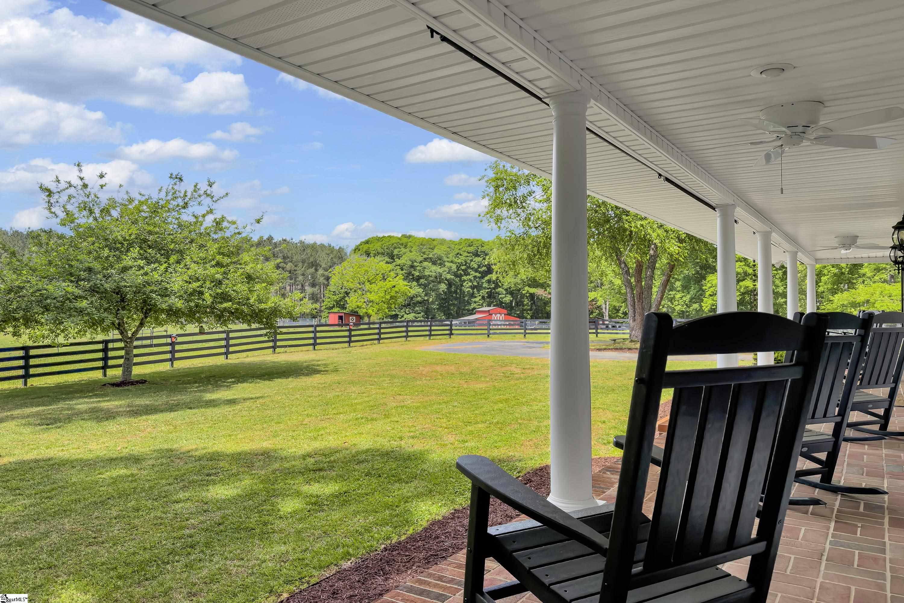 60 Clark Road Taylors, SC 29687 - Photo 4 of 46 Gallery Image 4