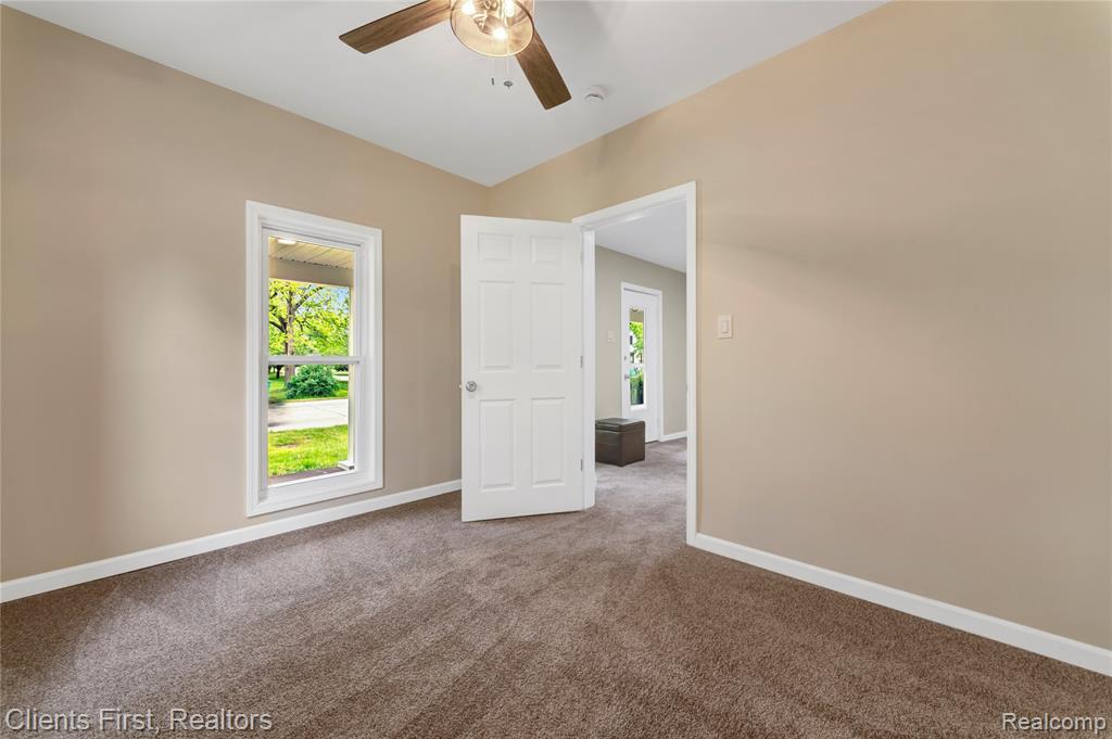 6360 Denton Road Belleville, MI 48111 - Photo 23 of 41