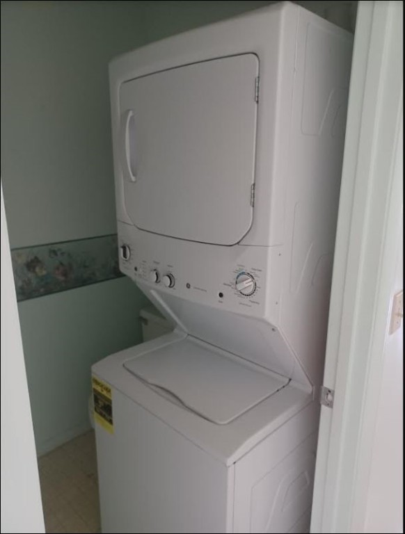 Undisclosed Address Vero Beach, FL 32962 - Photo 15 of 30 a utility room with dryer and washer