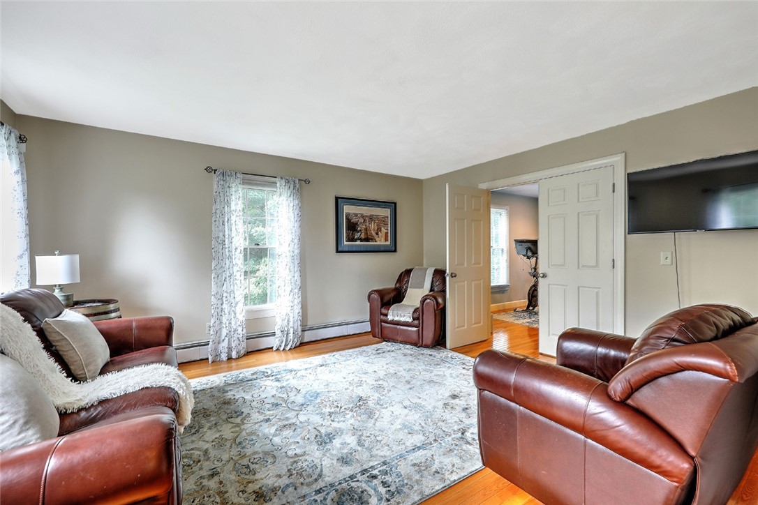 17 Britts Ridge Cumberland, RI 02864 - Photo 14 of 33