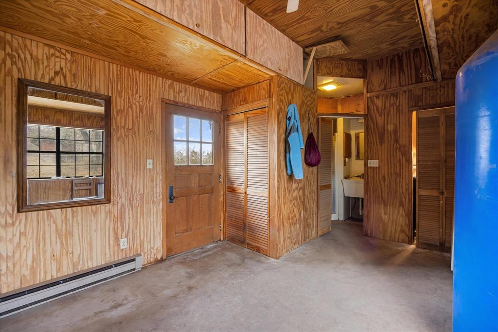 1601 Stafford Road Weatherford, TX 76088 - Photo 37 of 40 a view of entryway with a hallway