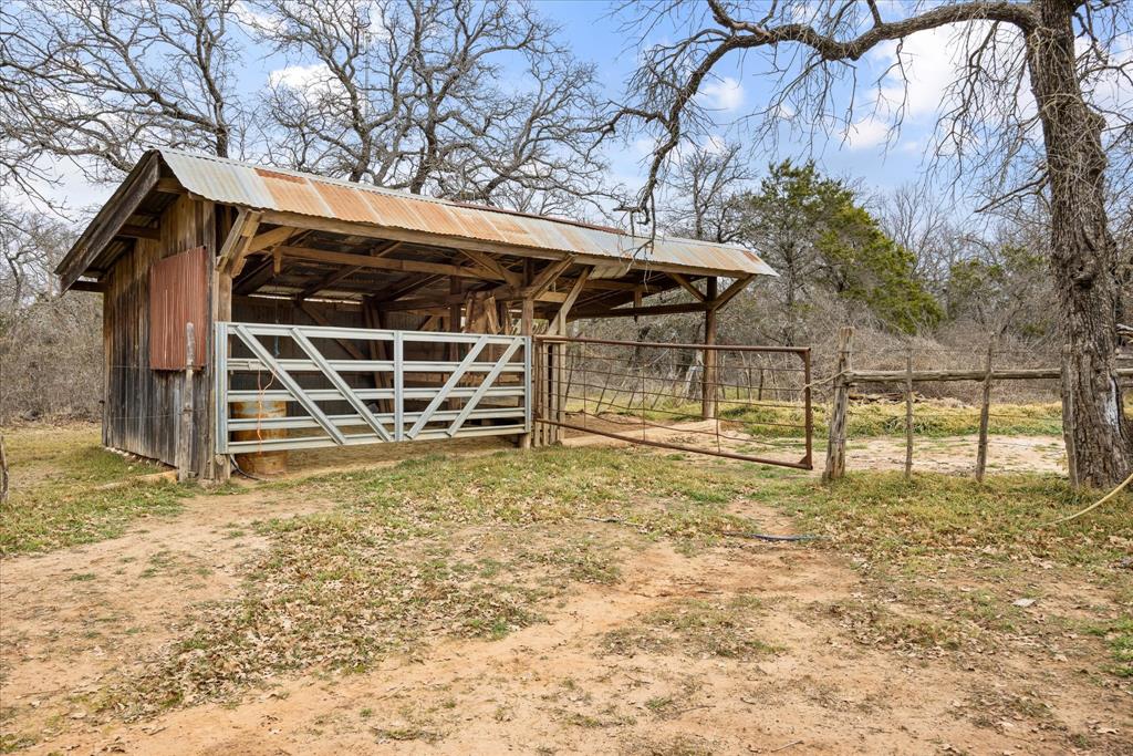 1601 Stafford Road Weatherford, TX 76088 - Photo 39 of 40 a view of back yard of the house