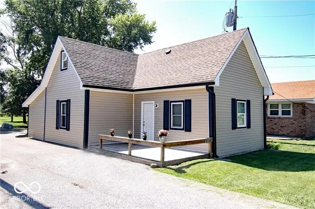 $1,750 | 337 South Green Street, Brownsburg, IN 46112