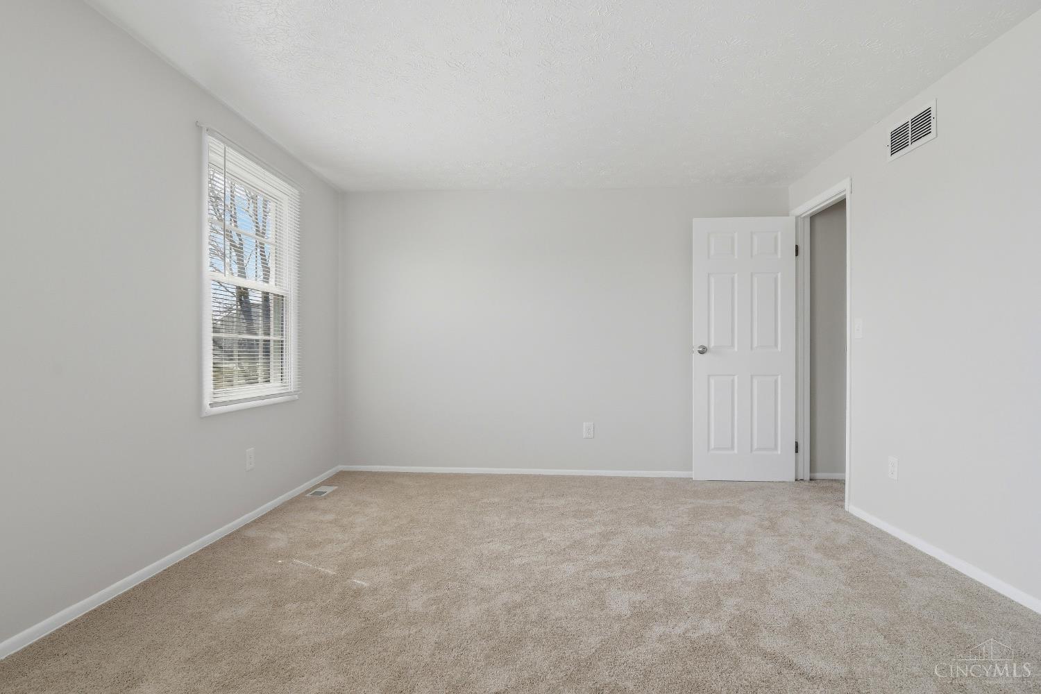 1314 Waycross Road Forest Park, OH 45240 - Photo 19 of 23