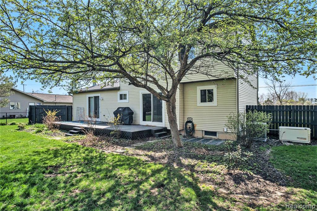 5430 Owen Road Linden, MI 48451 - Photo 12 of 17