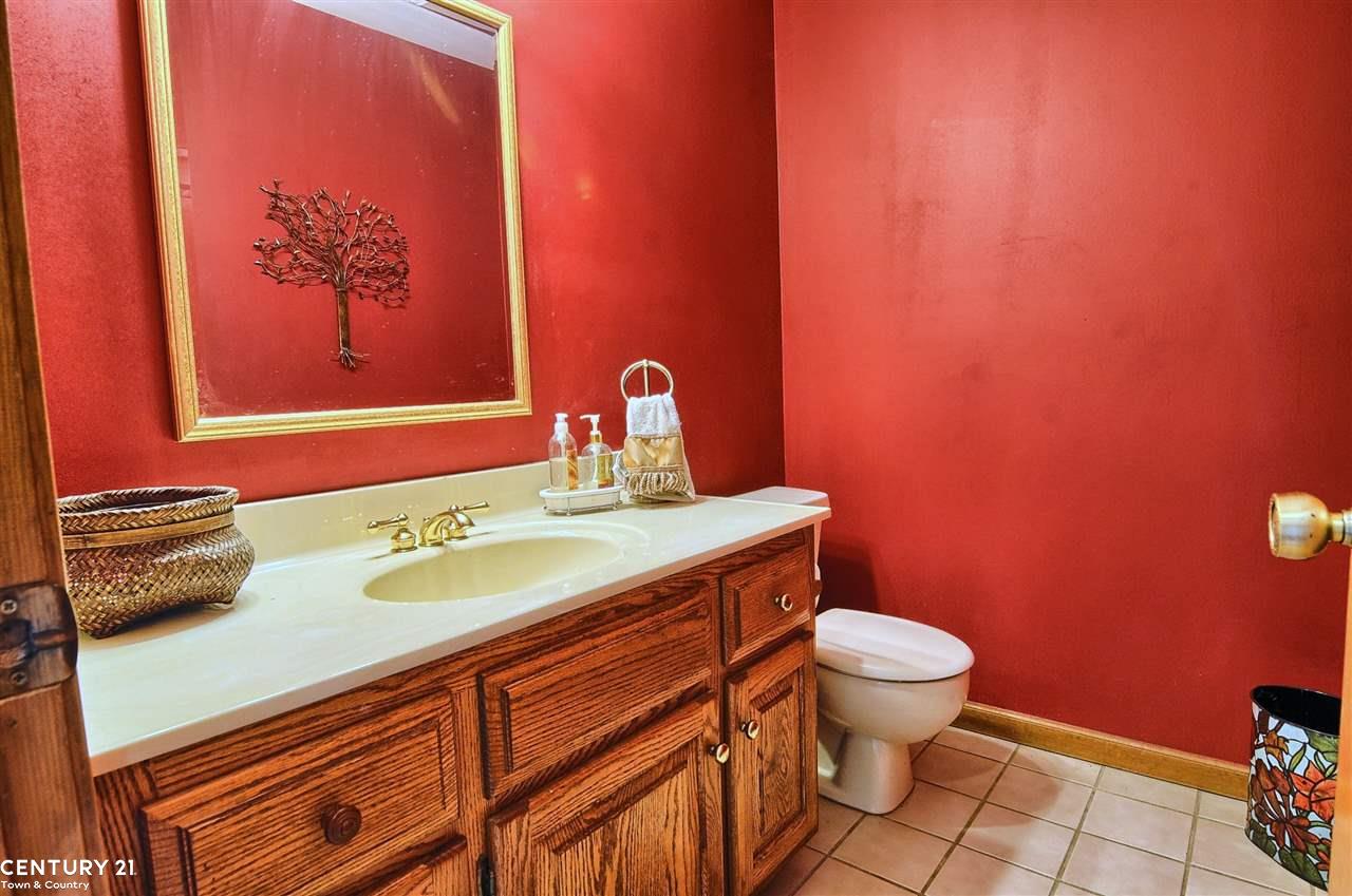 3195 Summit Ridge Drive Rochester, MI 48306 - Photo 16 of 40 31265721-15.JPG