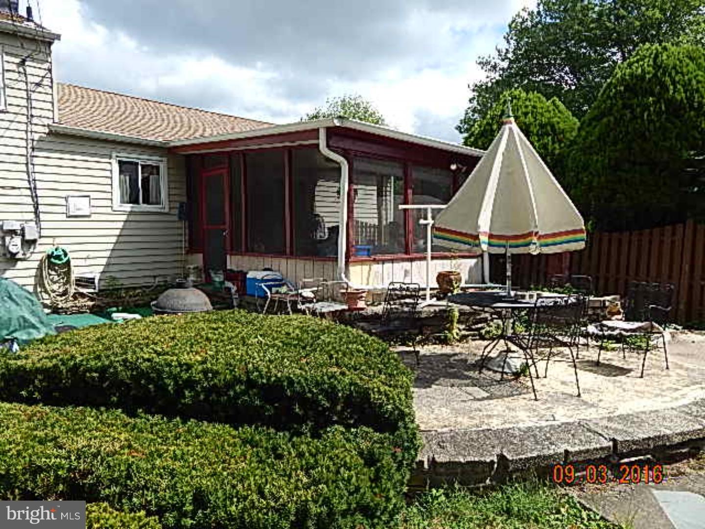 866 Pine Road Warminster, PA 18974 - Photo 3 of 6