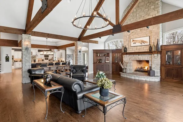 $2,495,000 | 2455 Persimmon Drive, St. Charles, IL 60174