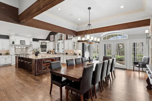 $2,495,000 | 2455 Persimmon Drive, St. Charles, IL 60174