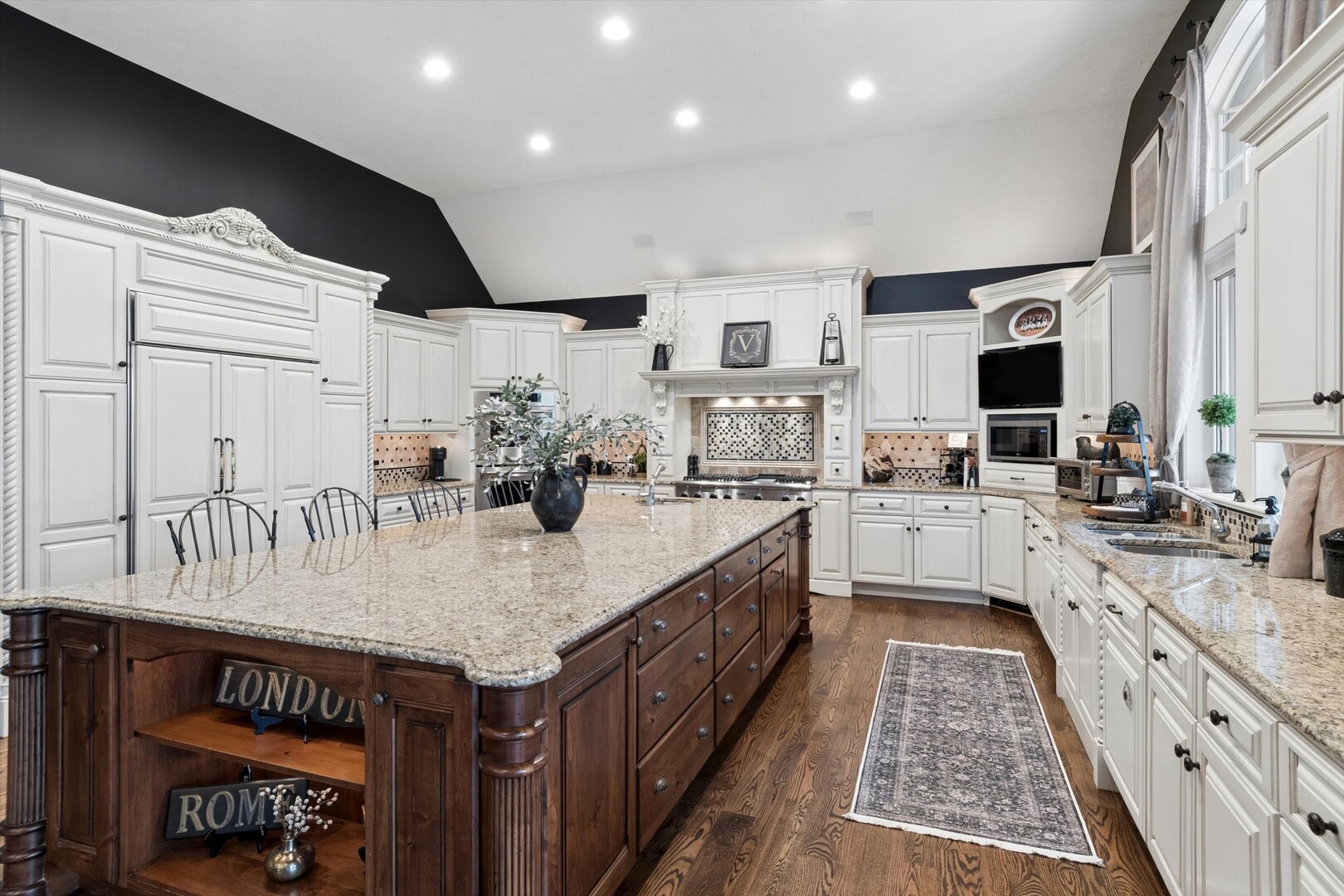 2455 Persimmon Drive St. Charles, IL 60174 - Photo 17 of 64