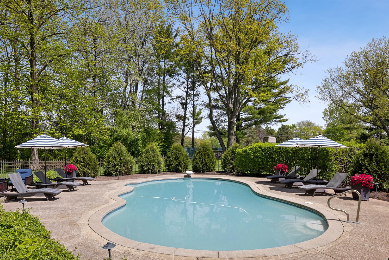 2455 Persimmon Drive St. Charles, IL 60174 - Photo 40 of 64