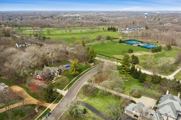 $2,495,000 | 2455 Persimmon Drive, St. Charles, IL 60174