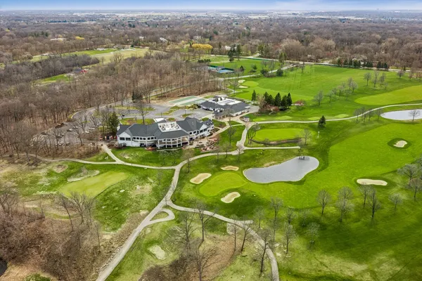 $2,495,000 | 2455 Persimmon Drive, St. Charles, IL 60174