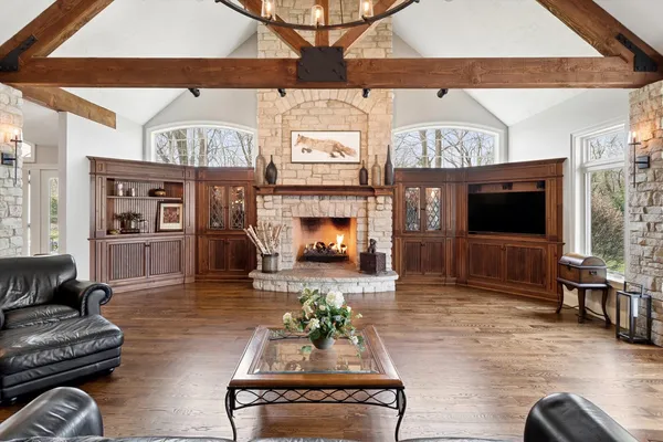 $2,495,000 | 2455 Persimmon Drive, St. Charles, IL 60174