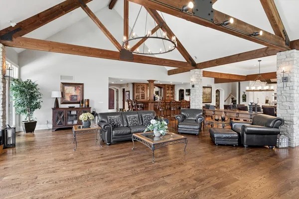 $2,495,000 | 2455 Persimmon Drive, St. Charles, IL 60174