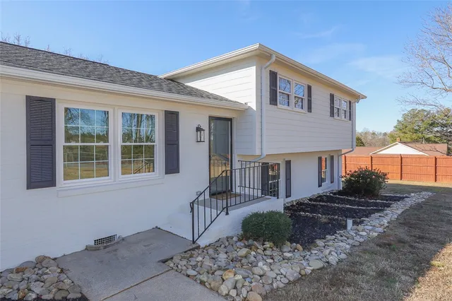 $399,000 | 1418 Grove Road, Anderson, SC 29621