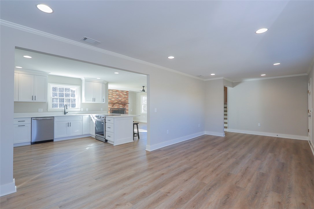 1418 Grove Road Anderson, SC 29621 - Photo 8 of 50