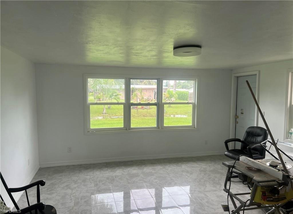 160 Brooks Road North Fort Myers, FL 33917 - Photo 5 of 19